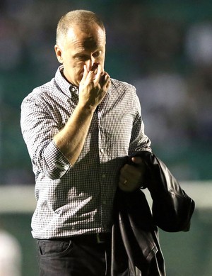 Diálogo e pressão: Timão começa a pensar sobre técnico para 2015