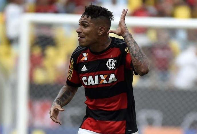 Guerrero em ação pelo Flamengo (Foto: André Durão)