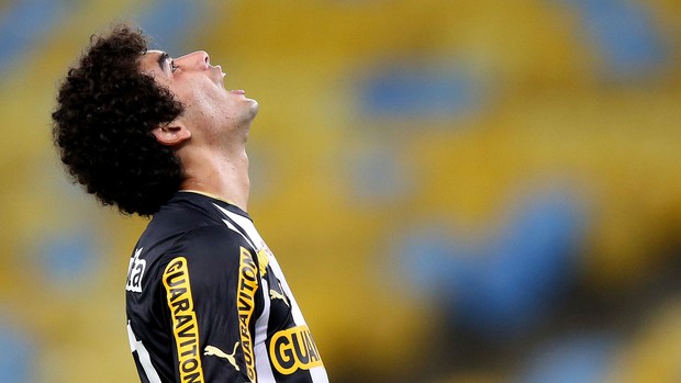 bruno mendes botafogo e atlético-pr (Foto: Vitor Silva / SSPress) bruno mendes botafogo e atlético-pr (Foto: Vitor Silva / SSPress)
