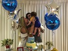 Adriana Sant'Anna e Rodrigão festejam seis meses do filho