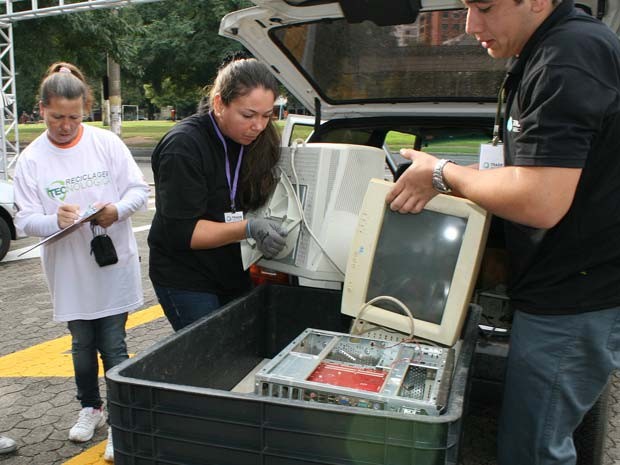 Feira recolhe materiais eletrônicos que não são mais utilizados pela população (Foto: Ricardo Giusti/PMPA, Divulgação)