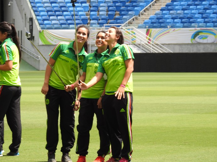 Jogadoras do México na Arena Dunas (Foto: Cíntia Barlem)