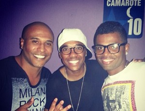 Robinho e amigos, férias em Guarujá (Foto: Reprodução / Instagram)