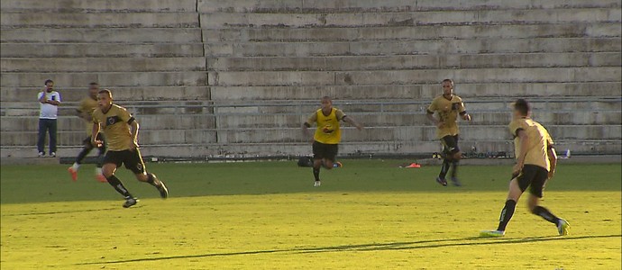 Botafogo-PB, treino (Foto: Reprodução / TV Cabo Branco)