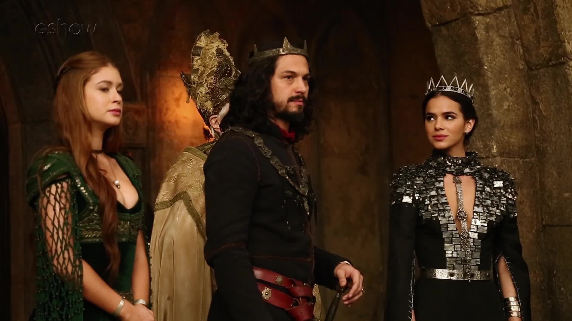 catarina-confira-os-bastidores-das-maldades-da-vil-de-deus-salve-o