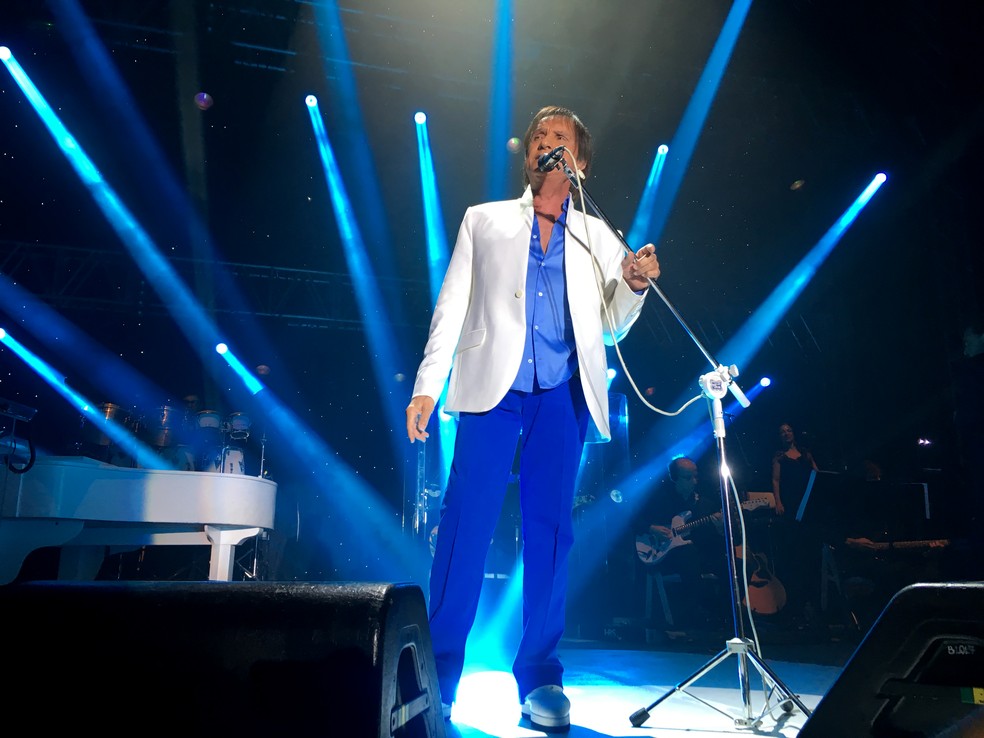 Roberto Carlos se apresentou em Presidente Prudente nesta quinta-feira (30) (Foto: Heloise Hamada/G1)