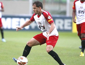 Silvinho treino São Paulo (Foto: Rubens Chiri / saopaulofc.net)