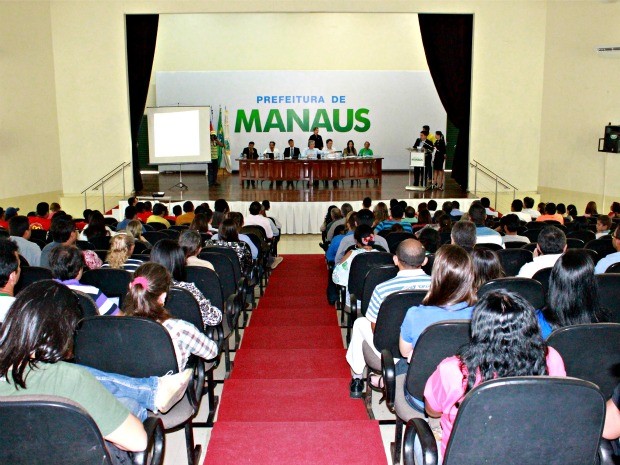 Audiência Pública de implantação Lei Nacional de Resíduos Sólidos em Manaus (Foto: Adneison Severiano G1/AM)
