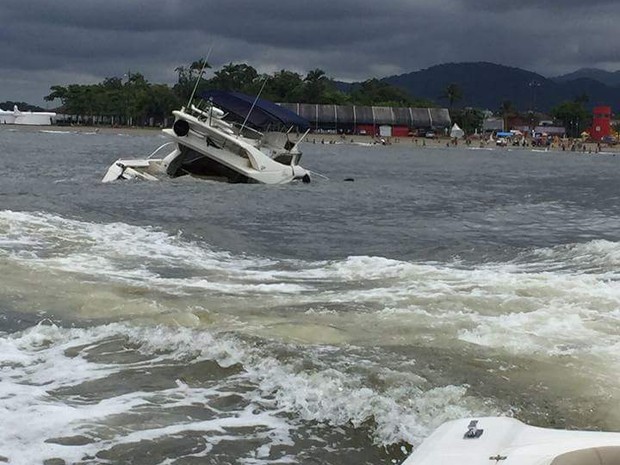 Lancha Lusitano tem 14 metros de comprimento (Foto: G1) Lancha Lusitano tem 14 metros de comprimento (Foto: G1)