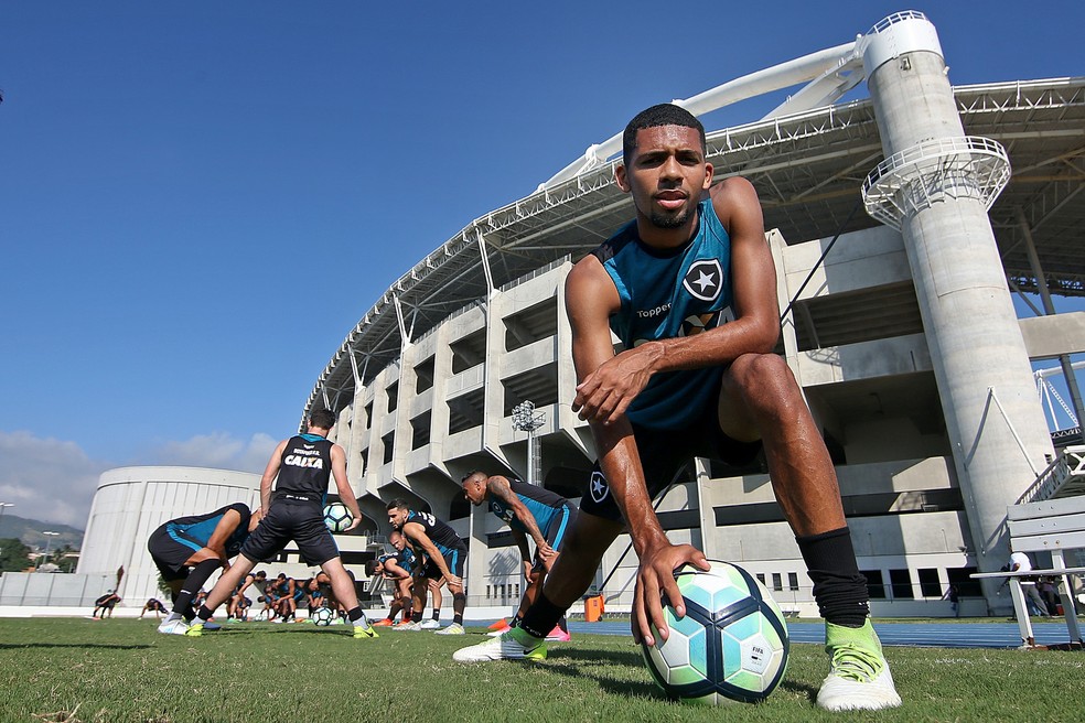 Matheus Fernandes, Botafogo (Foto: Vitor Silva/SSPress/Botafogo)