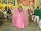 Alcione comemora vitória da Mangueira e exalta Maria Bethânia