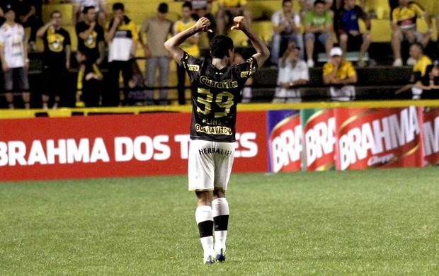 Elias gol Botafogo contra Criciúma (Foto: Fernando Ribeiro / Agência Estado) Elias gol Botafogo contra Criciúma (Foto: Fernando Ribeiro / Agência Estado)