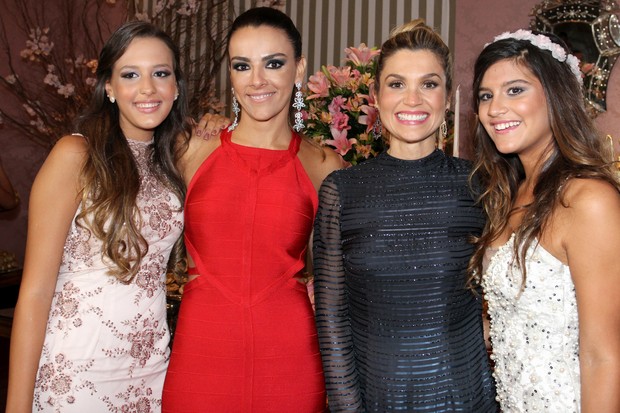 Maria Laura, Maria Leide, Flavia Alessandra e Giulia em festa de aniversario  (Foto: Vera Donato/Divulgação)