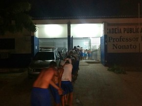 RN - presos Cadeia Pública de Natal (Foto: Anderson Barbosa/G1)