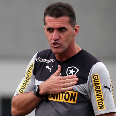 Mancini treino do Botafogo (Foto: Vitor Silva/SS Press)