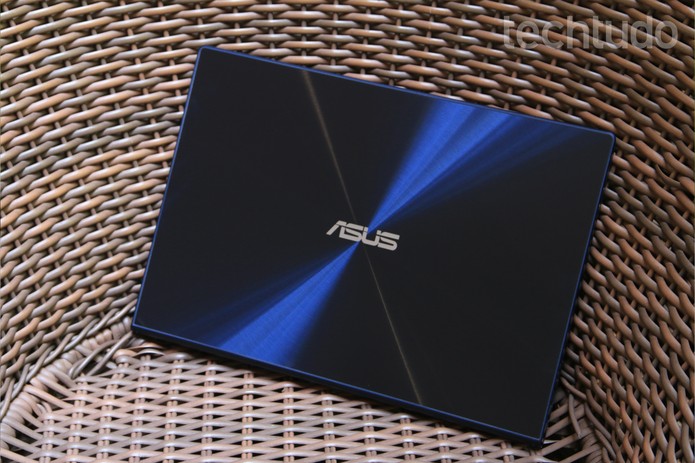 ASUS ZenBook UX301 (Foto: Lucas Mendes/TechTudo) ASUS ZenBook UX301 (Foto: Lucas Mendes/TechTudo)