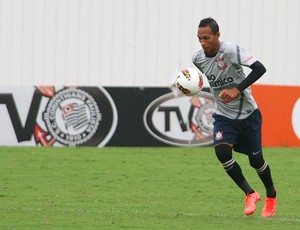 LIEDSON treino Corinthians (Foto: Anderson Rodrigues / Globoesporte.com)