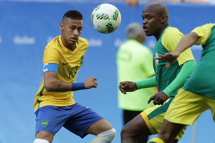 Neymar Brasil x Africa do Sul (Foto: AP) Neymar Brasil x Africa do Sul (Foto: AP)