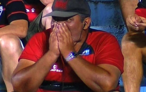 Tocedor do Atlético-GO lamenta chance perdida por Marcão (Foto: Reprodução / SporTV)
