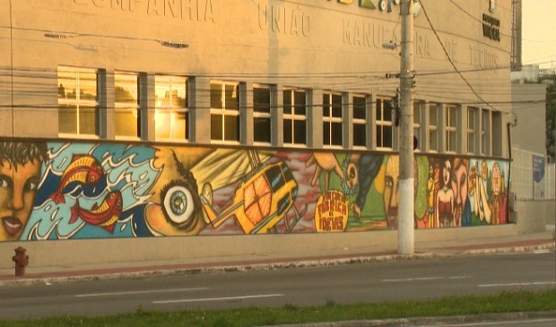 Muros grafitado em Vitória, espírito santo (Foto: Reprodução/ TV Gazeta)