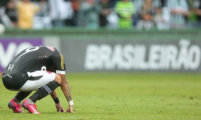 Riascos Coritiba x Vasco (Foto: HEULER ANDREY - Agência Estado)