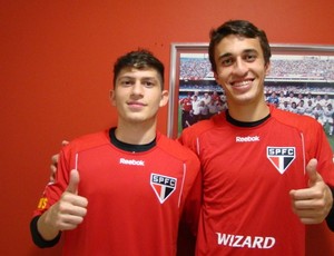  Lateral-direito Lucas Farias e o volante João Felipe no São Paulo (Foto: Site Oficial / saopaulofc.net)