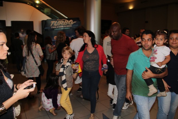 Filhos de Luciano Huck e Angélica (Foto: Marcello Sá Barretto / Agnews)