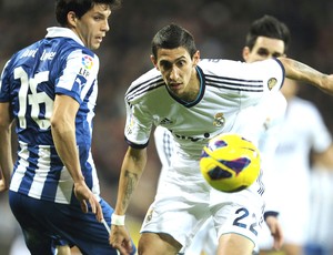 Di Maria e Javier Lopez, Real Madrid e Espanyol (Foto: Agência AFP)