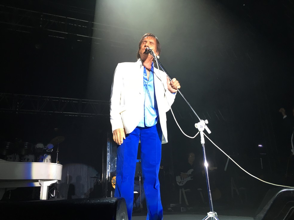 Roberto Carlos se apresentou em Presidente Prudente nesta quinta-feira (30) (Foto: Heloise Hamada/G1)