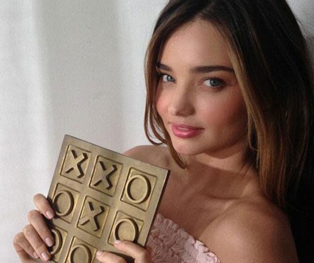 Miranda Kerr é a garota-propaganda da campanha de primavera da H&M -  Revista Marie Claire