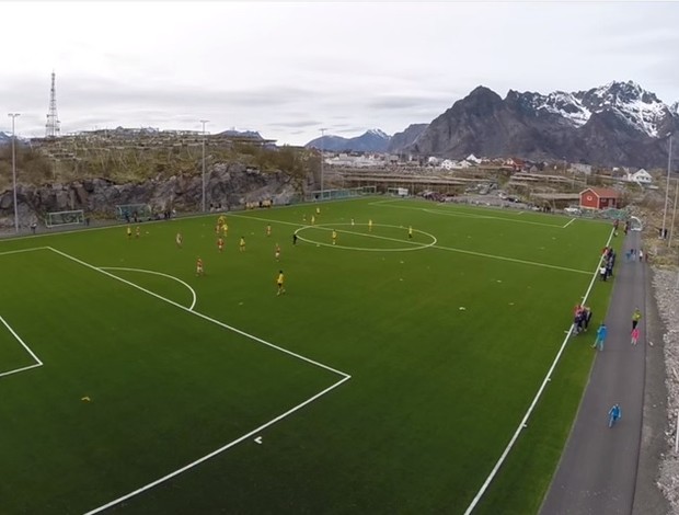 Henningsvær Stadion - Noruega - ilha