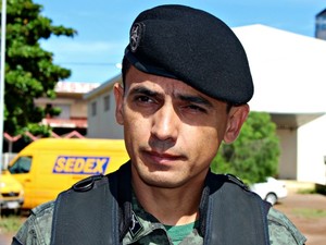 Tenente do Grupamento de Bombas do Bope em Campo Grande (Foto: Tatiane Queiroz/ G1 MS)