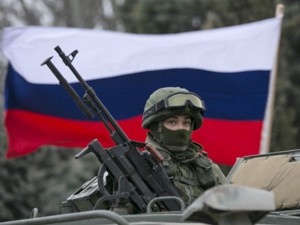 Soldados russos na Crimeia (Foto: Reuters)