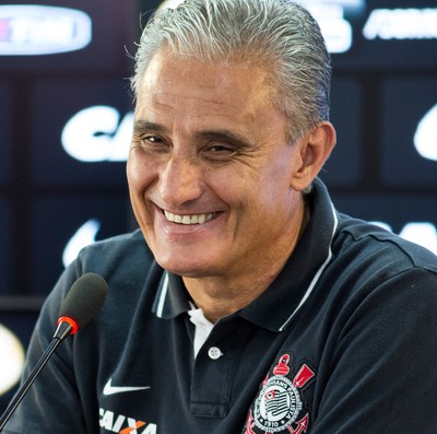 Estrutura explica Corinthians atual, diz jornalista: 