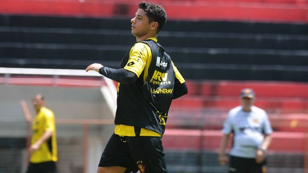 cicinho sport (Foto: Aldo Carneiro / Pernambuco Press)