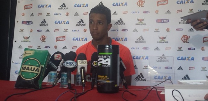 Jorge, do Flamengo, em entrevista (Foto: Raphael Zarko)