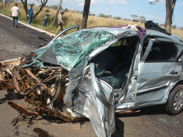 G Morre Quarta V Tima De Acidente Entre Dois Carros Na Br Em Ms