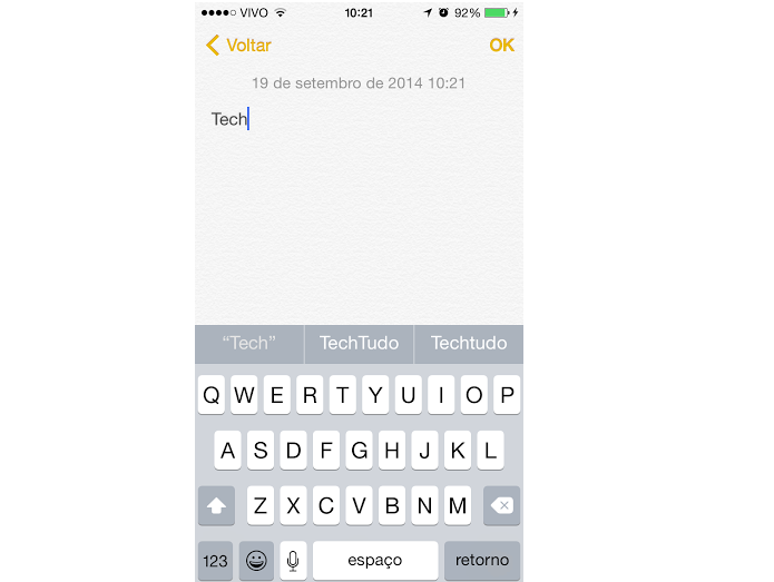 Novo teclado do iOS sugere termos (Foto: Reprodução/Thiago Barros)
