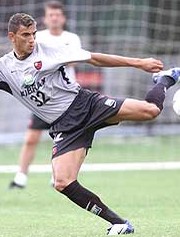Negreiros jogou no Flamengo em 2004 (Foto: Arquivo)