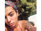 Petra Mattar publica foto de biquíni e exibe suas tatuagens
