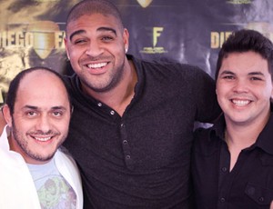 Thiago Rivera, Adriano e Diego Faria boate (Foto: Divulgação)