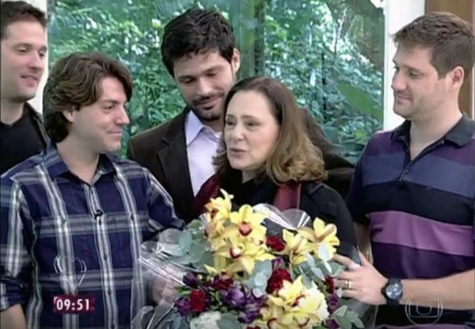 Em 2013, atriz recebeu homenagem dos filhos no programa 'Mais Você' (Foto: TV Globo)