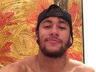 Neymar posta foto sem camisa e filosofa: 'Nem tudo que reluz é ouro'
