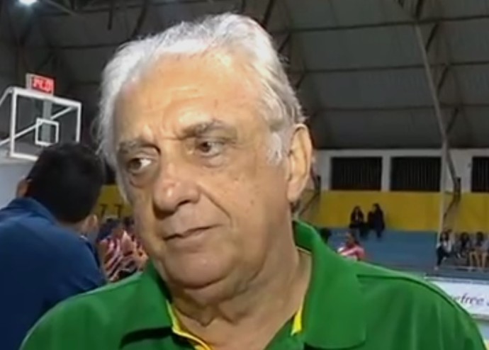 Antônio Carlos Barbosa técnico da seleção brasileira de basquete (Foto: Reprodução / TV Fronteira)