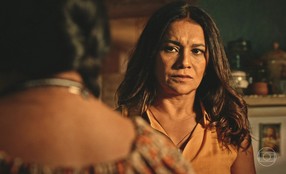 Ceci conta para Beatriz que Maria Tereza foi em sua banca