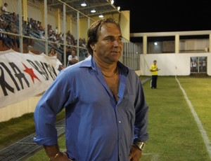 walter bahia, técnico do treze (Foto: Larissa Keren / Globoesporte.com/pb)