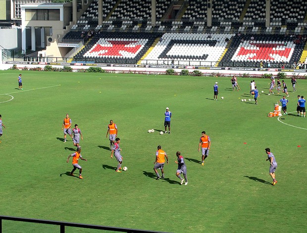 jogadores vasco treino (Foto: Gabriel Fricke / Globoesporte.com)
