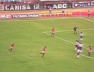 Na memória: Maestro Júnior dá show e Fla vence no Pacaembu em 1992