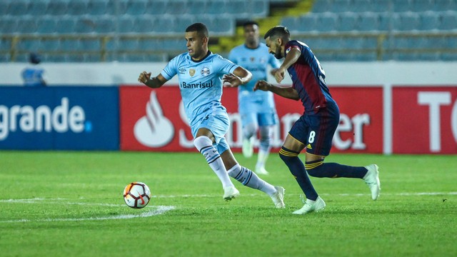 Alisson contra o Monagas (créditos: Lucas Uebel / Grêmio, DVG)