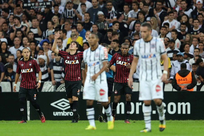cleo Atlético-PR x Corinthians (Foto: Getty Images)